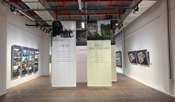 영주 1-영주시, ‘공공미술 프로젝트 사진전’ 개최 (148아트스퀘어에 전시된 장면) (4).jpg