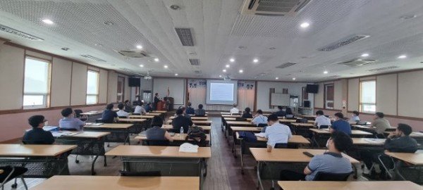 (10-2)경북도자치경찰위원회_워크숍.jpg