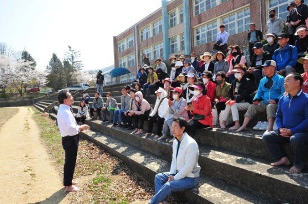 230401_군위군, 맨발학교 개교식_보건소 (1).jpg