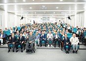 [새마을과] (사)박정희대통령 생가보존회 이사장 이취임식_단체사진.JPG